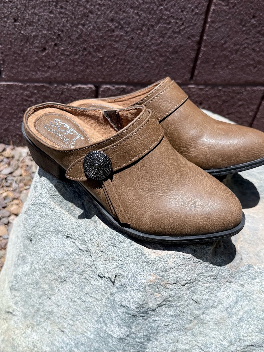 Soft Comfort Brown Slip-On Women’s Clog with Decorative Button - Size 6.5 - NIB